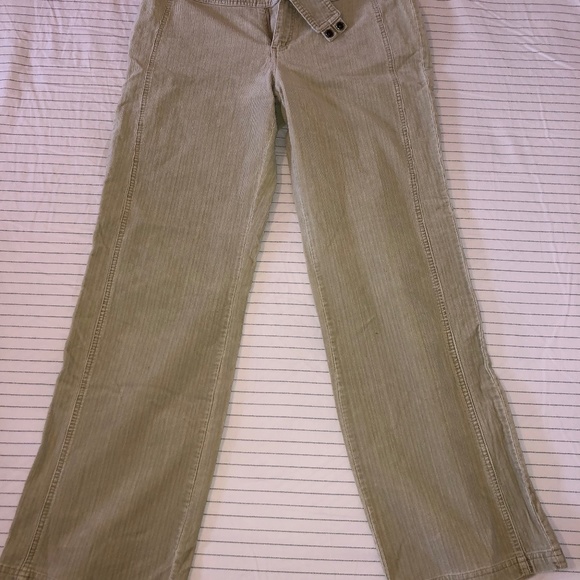 Womens relaxed fit jeans - Picture 1 of 3